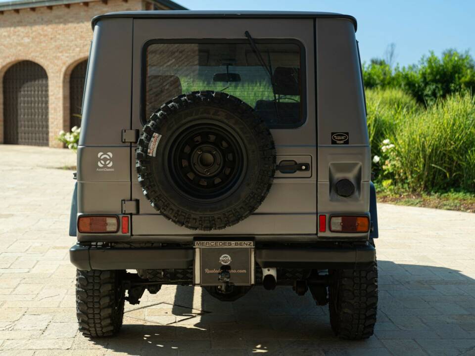 Image 15/50 de Mercedes-Benz 280 GE (SWB) (1981)