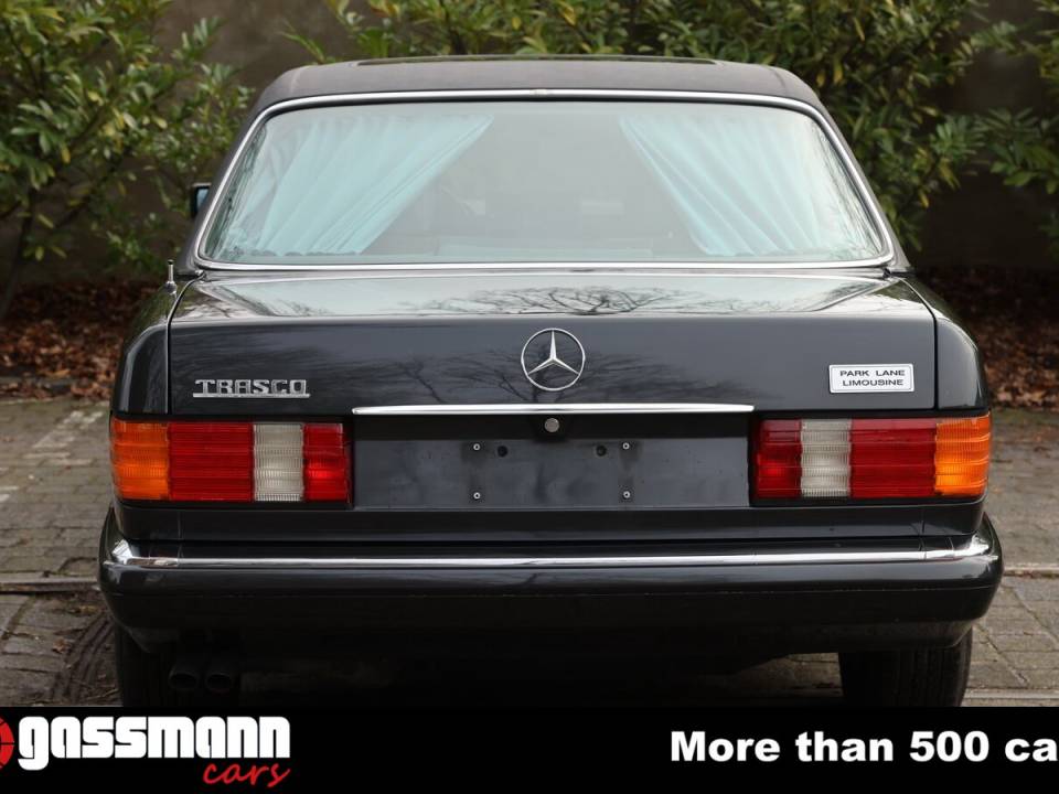 Imagen 8/15 de Mercedes-Benz 560 SEL (1990)