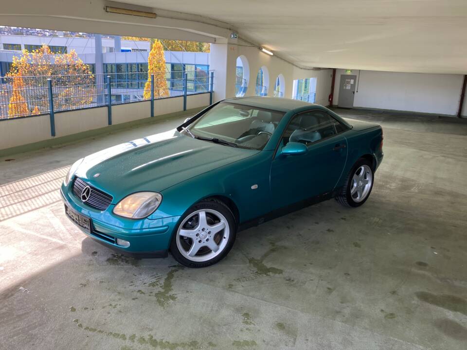 Image 2/10 of Mercedes-Benz SLK 230 Kompressor (1997)