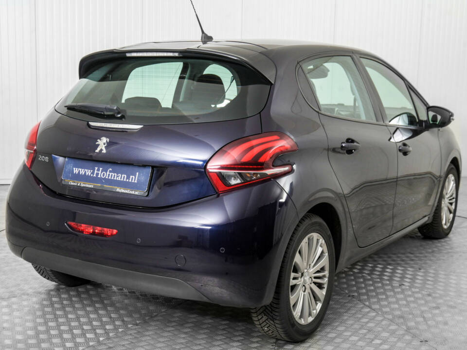 Image 26/50 of Peugeot 208 1.2 PureTech 82 (2019)
