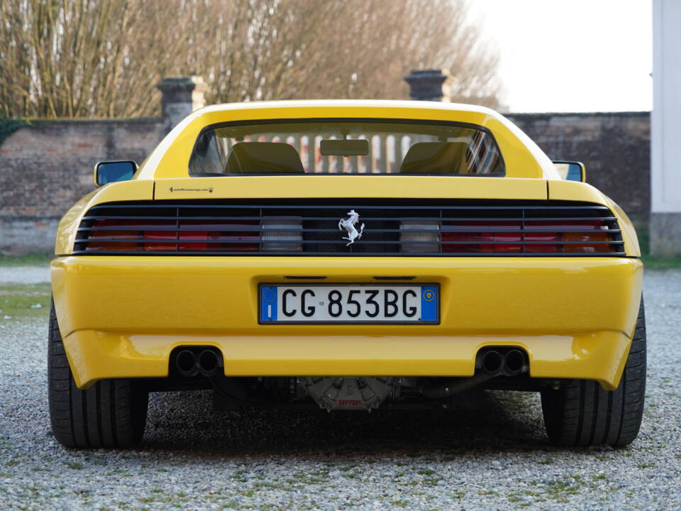 Bild 19/82 von Ferrari 348 TS (1990)