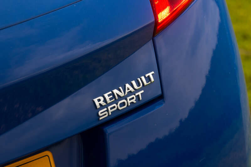 Afbeelding 45/50 van Renault Mégane R.S. F1 Team R26 (2007)