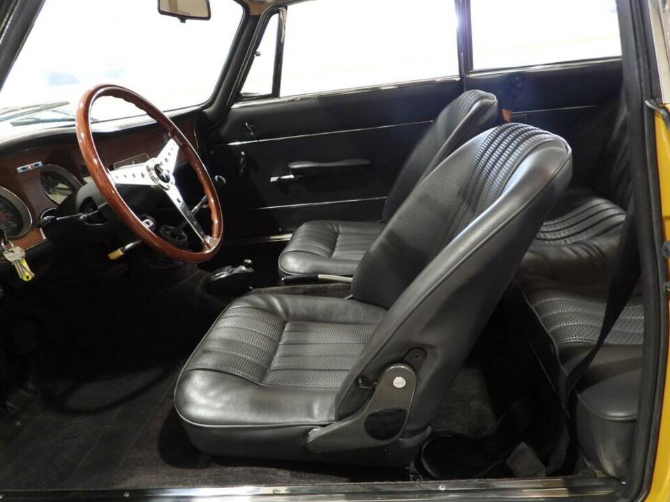 Image 4/14 of Alfa Romeo Giulia 1600 Sprint GT Veloce (1967)