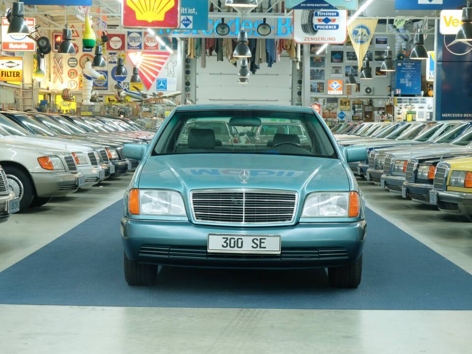 Bild 7/50 von Mercedes-Benz 300 SE (1991)