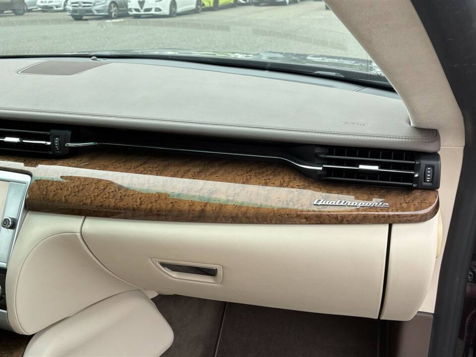 Image 22/56 of Maserati Quattroporte S (2015)