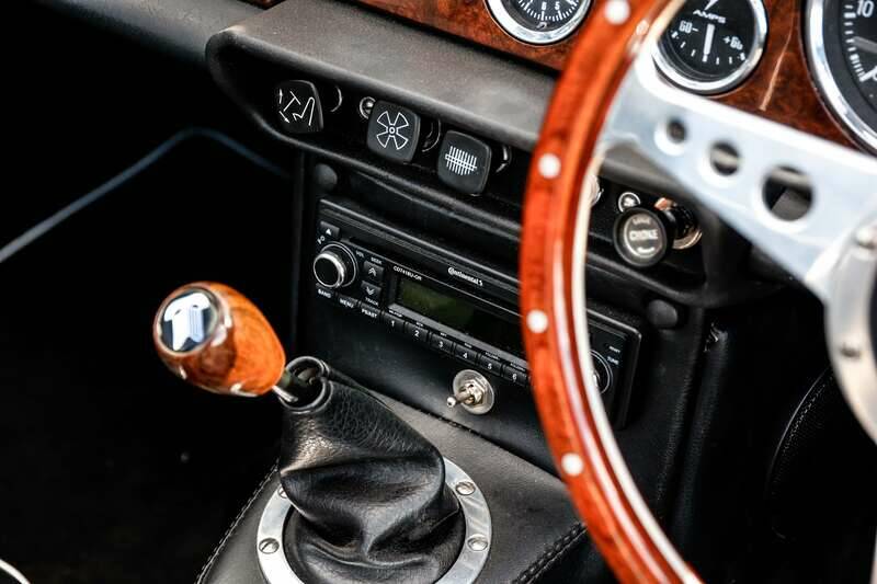 Image 29/30 of Triumph TR 5 PI (1968)