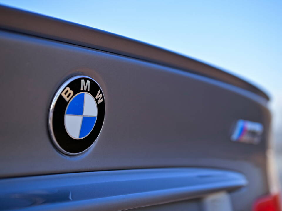 Immagine 52/61 di BMW M3 (2005)