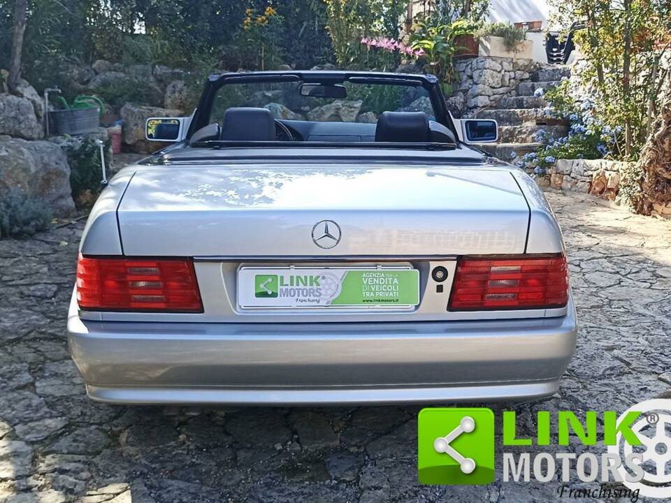 Image 9/10 of Mercedes-Benz 300 SL (1993)