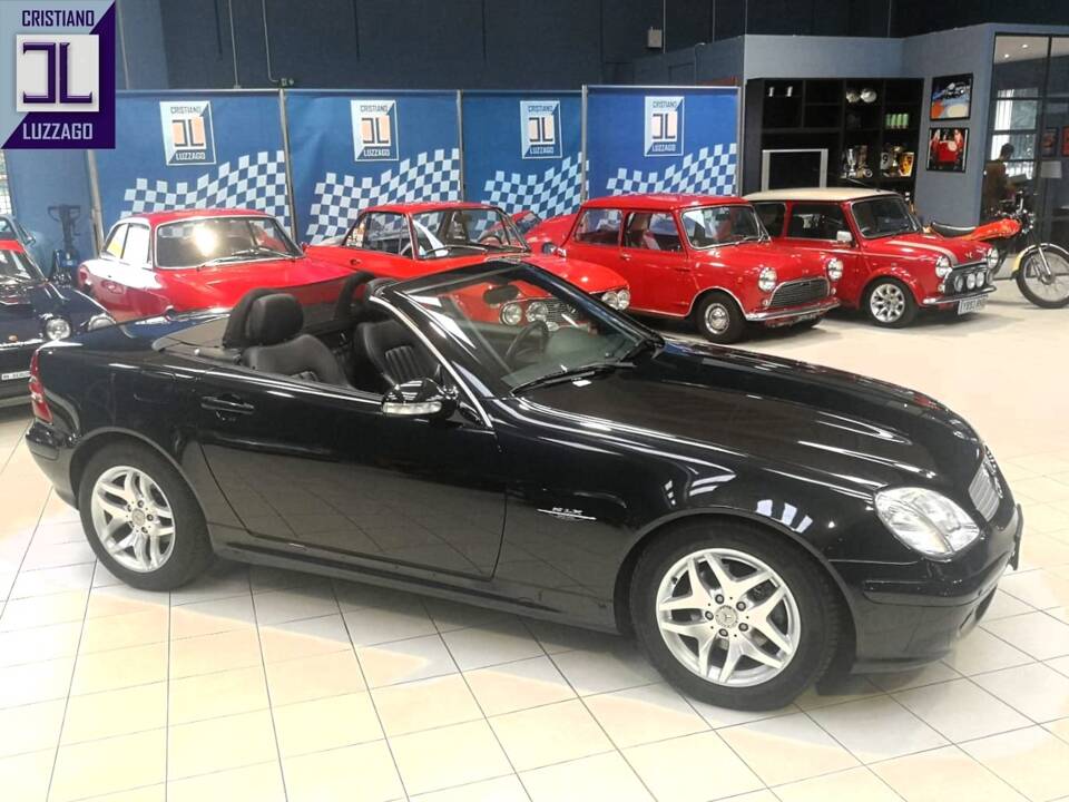Image 6/72 de Mercedes-Benz SLK 200 Kompressor (2003)