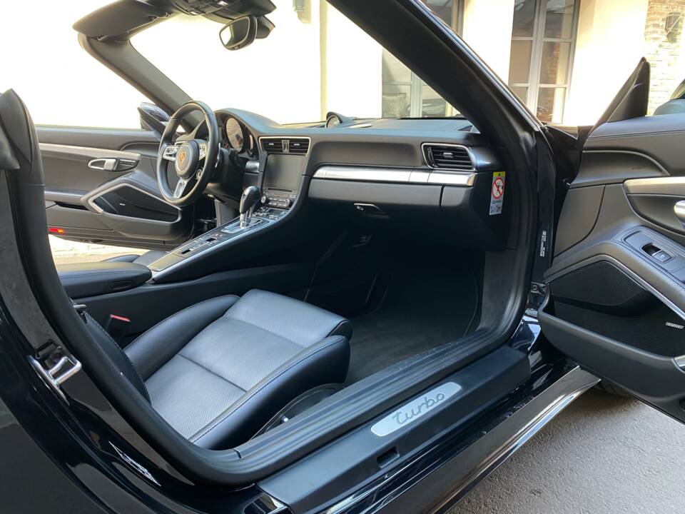 Afbeelding 29/34 van Porsche 911 Turbo (2016)