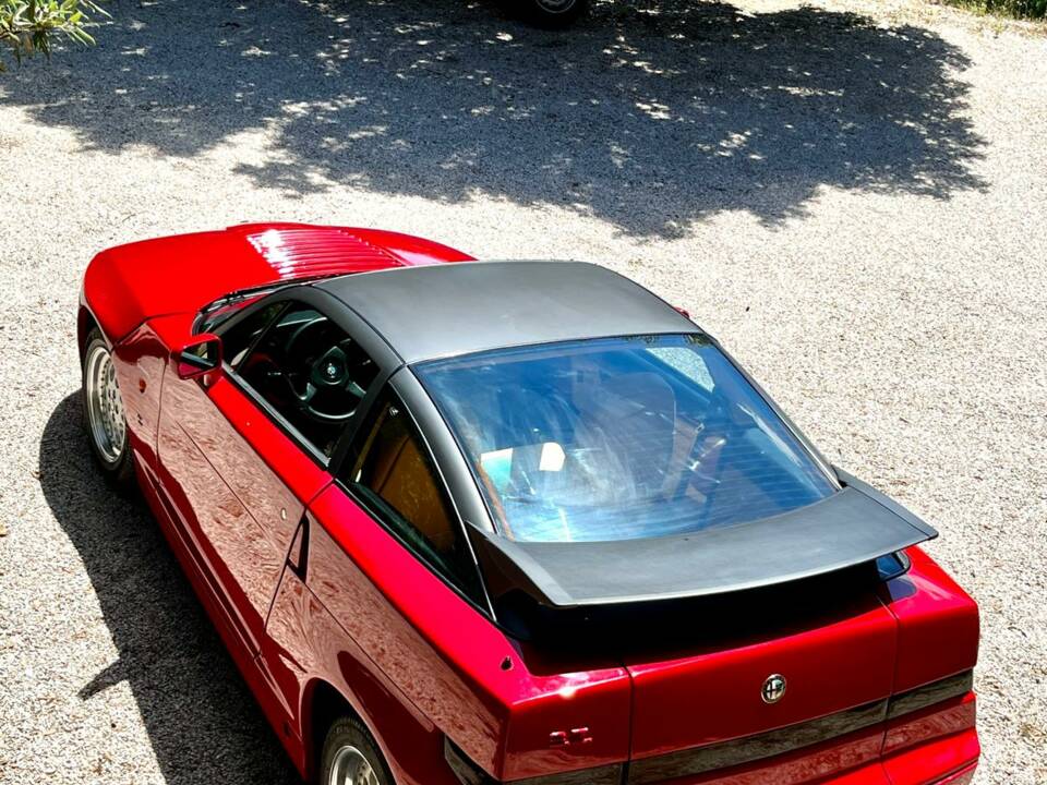 Image 13/22 de Alfa Romeo SZ (1990)