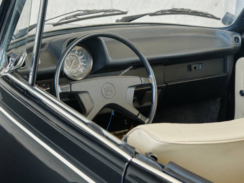 Immagine 32/50 di Volkswagen Maggiolone 1303 (1974)