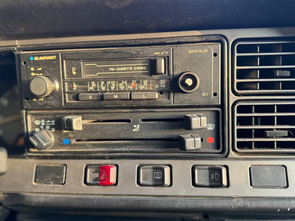 Image 38/57 of Volkswagen Passat 2.0 (1987)