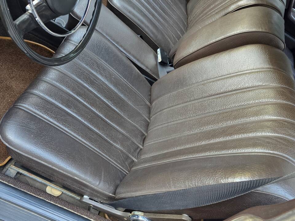 Image 9/21 de Mercedes-Benz 250 (1969)