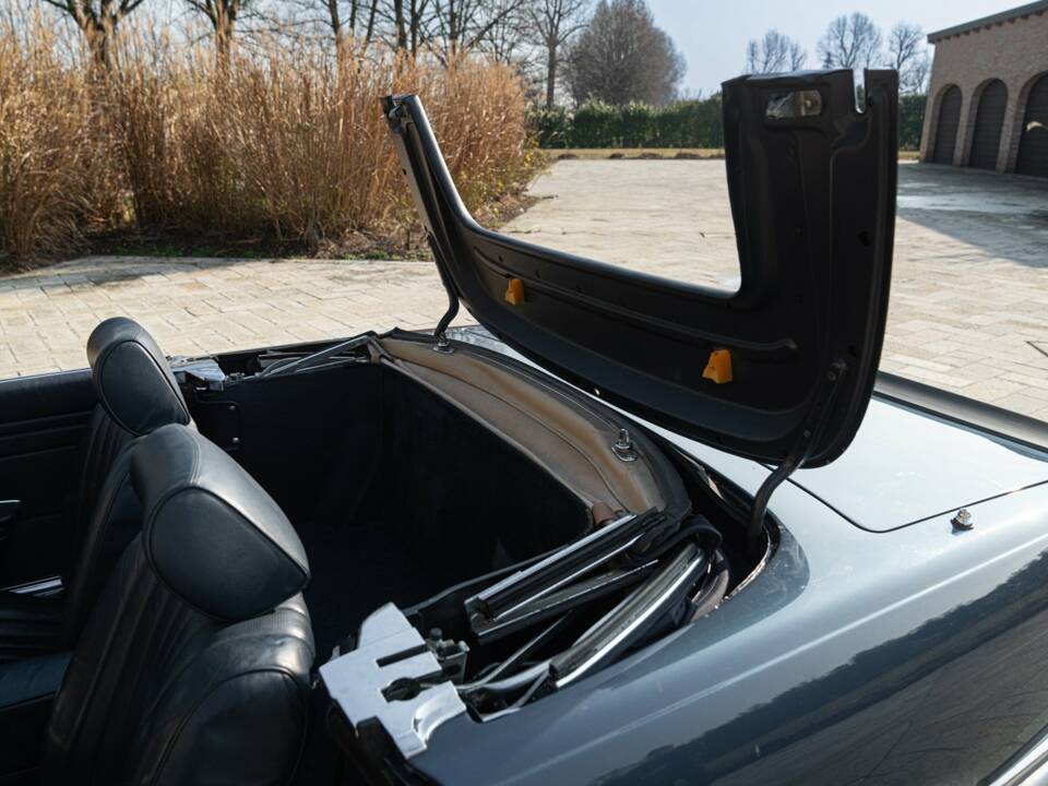 Image 15/50 of Mercedes-Benz 500 SL Koenig (1979)