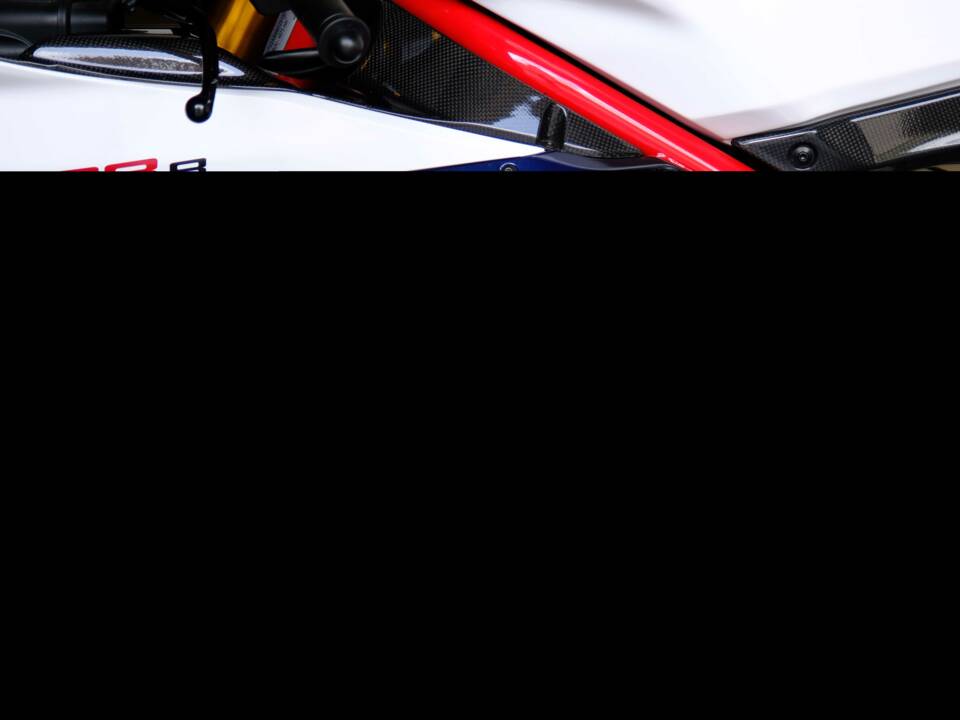 Image 57/98 of Ducati 1098 R (2010)
