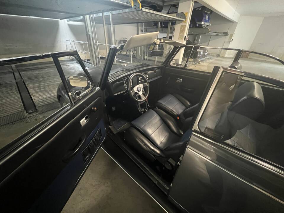 Image 13/63 of Volkswagen Beetle 1302 LS (1971)