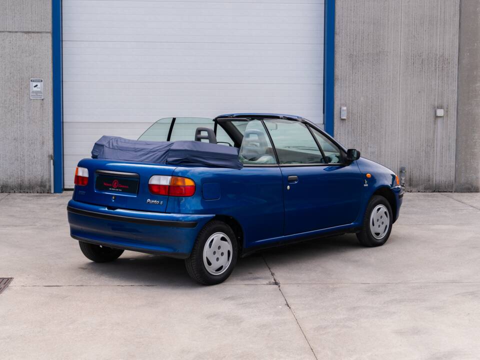 Image 17/99 of FIAT Punto 60 (1994)
