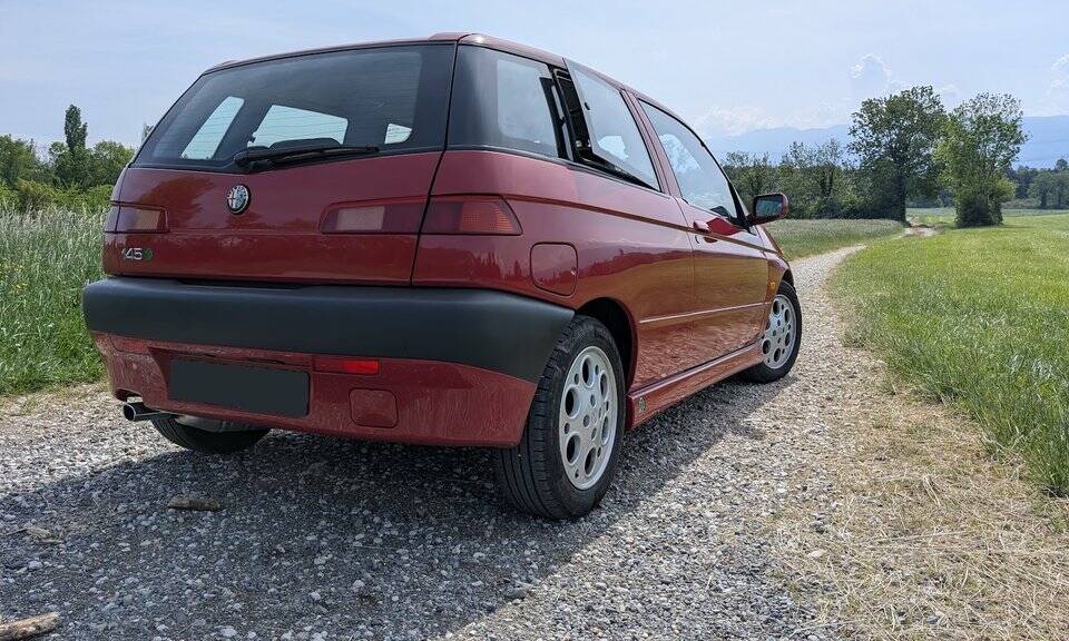 Bild 7/8 von Alfa Romeo 145 1.4 T. Spark (1997)