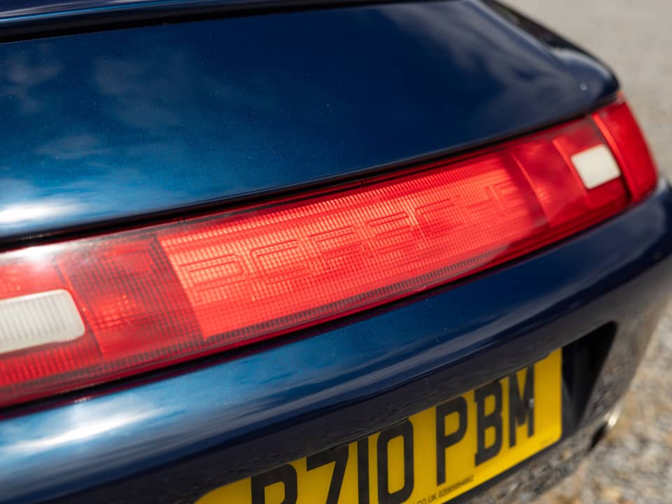 Bild 39/44 von Porsche 911 Carrera (1997)