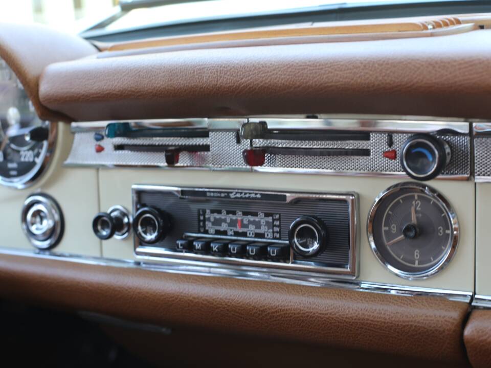 Imagen 18/50 de Mercedes-Benz 230 SL (1965)