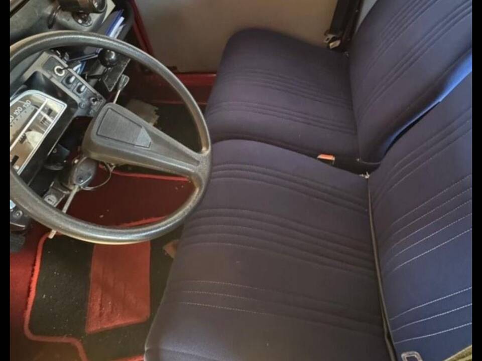 Image 3/11 de Citroën 2 CV 6 (1984)