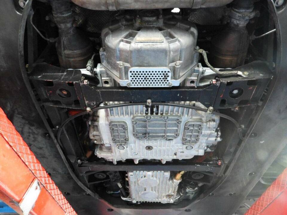 Bild 14/15 von Ferrari F 355 Berlinetta (1996)