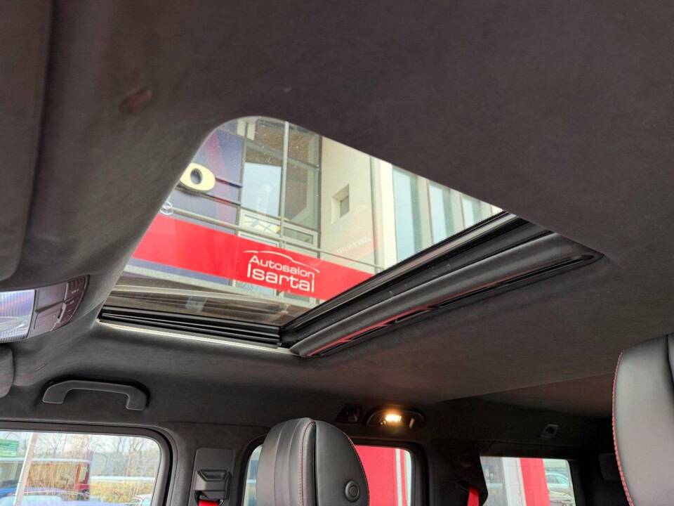 Immagine 15/28 di Mercedes-Benz G 500 (LWB) (2018)