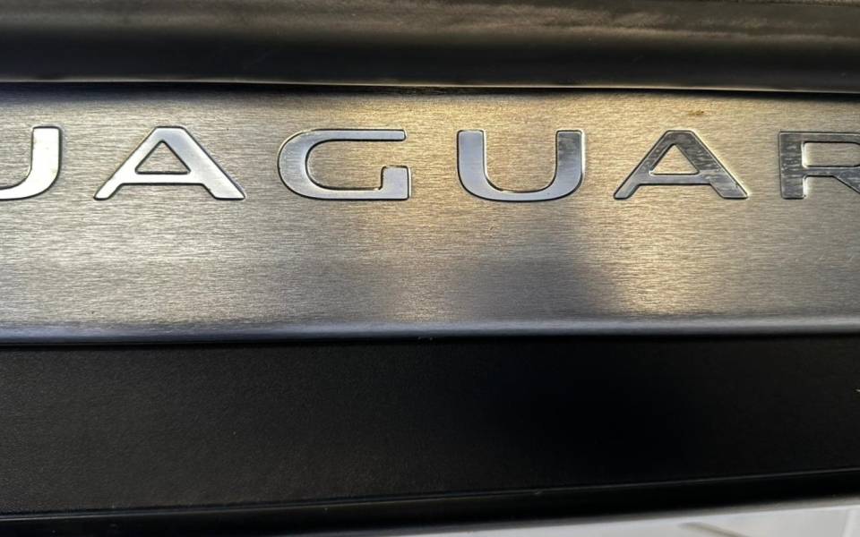 Image 22/46 de Jaguar F-Type S (2015)