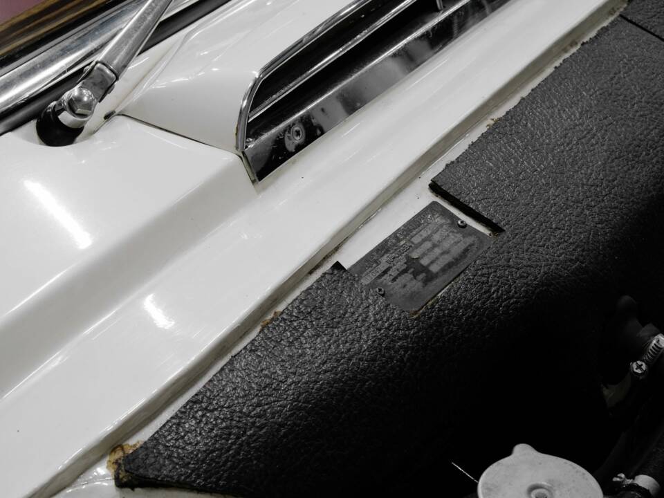 Immagine 35/40 di Mercedes-Benz 230 SL (1966)