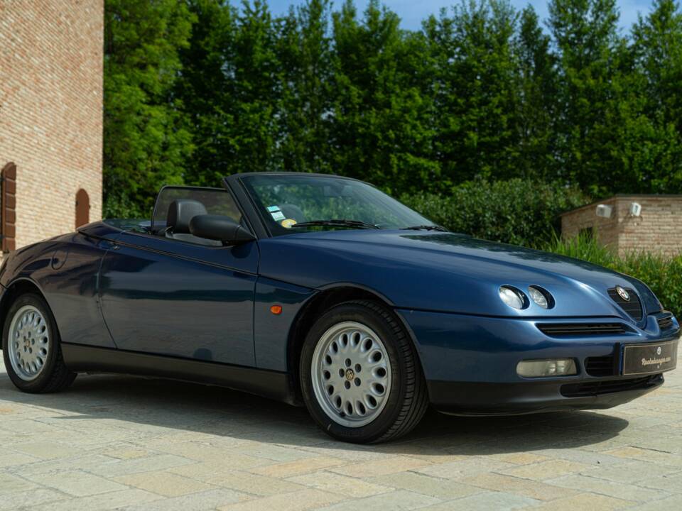 Image 4/50 of Alfa Romeo Spider 3.0 V6 (1998)