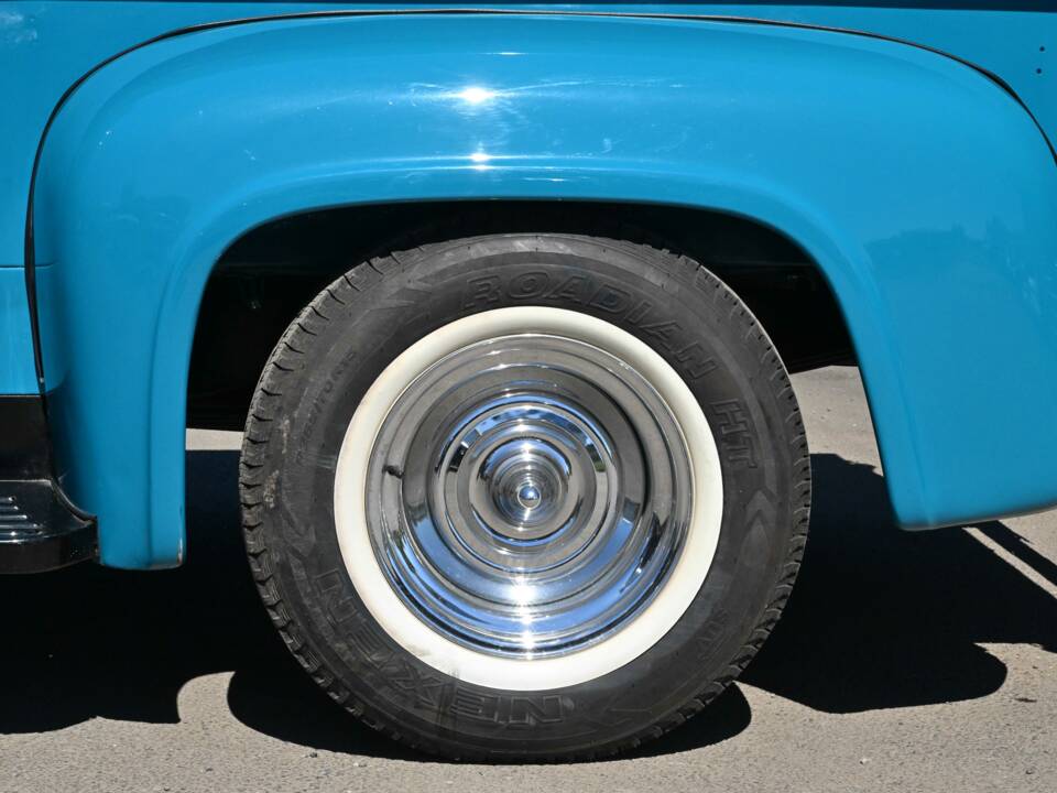 Image 24/50 de Ford F-100 (1954)