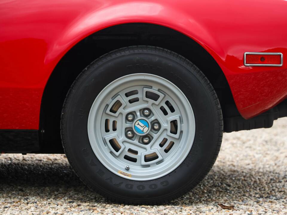 Image 27/50 of De Tomaso Pantera (1972)