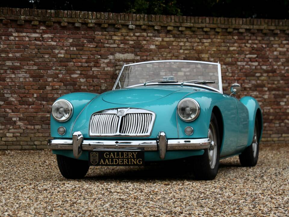 Imagen 7/50 de MG MGA Twin Cam (1959)
