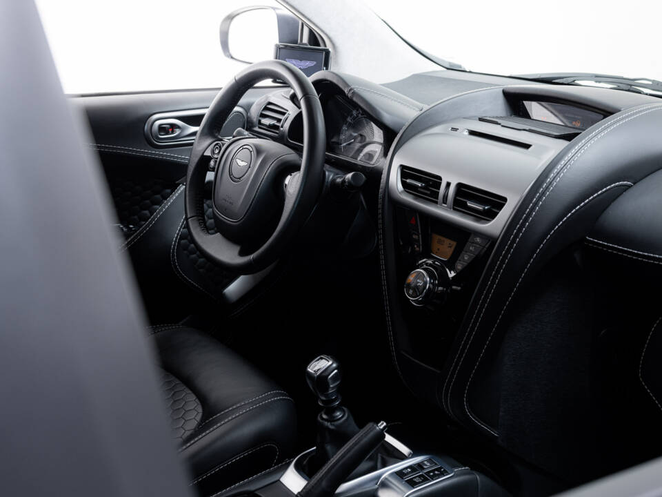 Bild 19/32 von Aston Martin Cygnet (2012)
