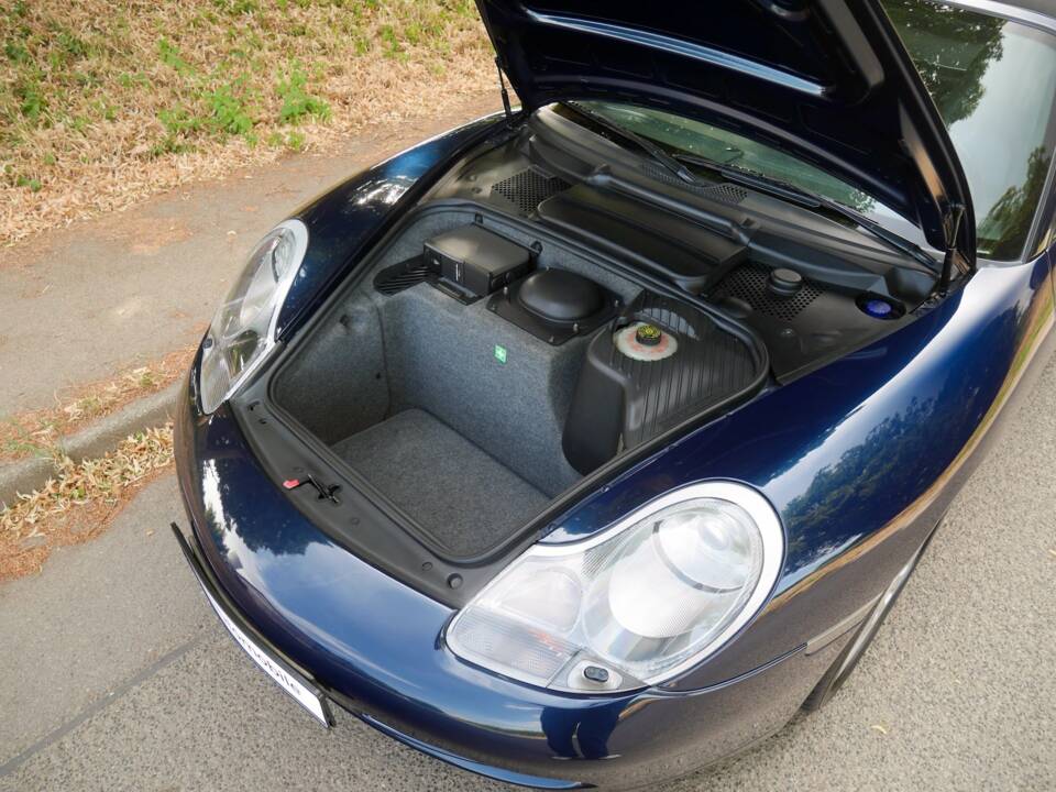 Bild 44/46 von Porsche 911 Carrera 4S (1900)