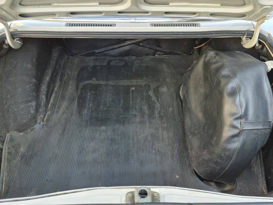 Bild 48/59 von Lancia 2000 Iniezione (1972)