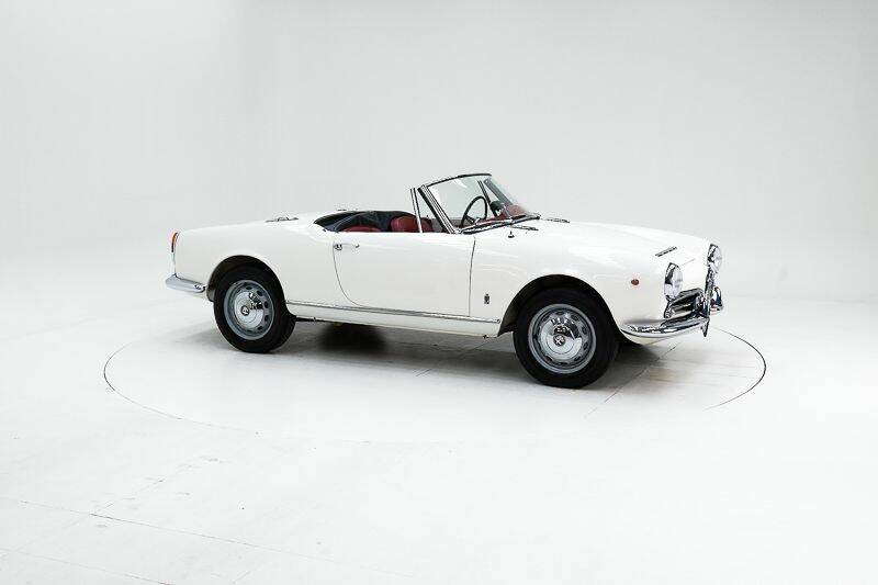 Immagine 3/15 di Alfa Romeo Giulia 1600 Spider Veloce (1965)