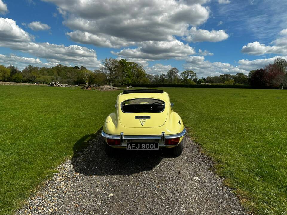 Imagen 4/39 de Jaguar E-Type V12 (2+2) (1972)