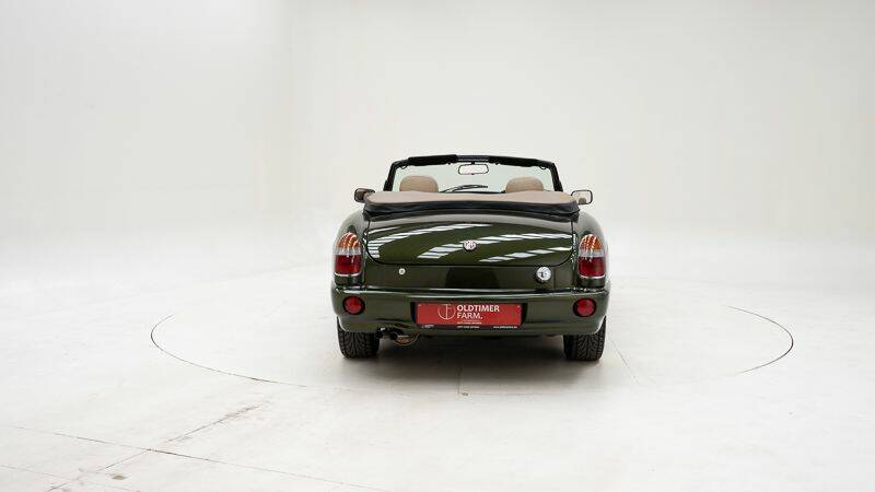 Afbeelding 7/15 van MG RV8 (1995)