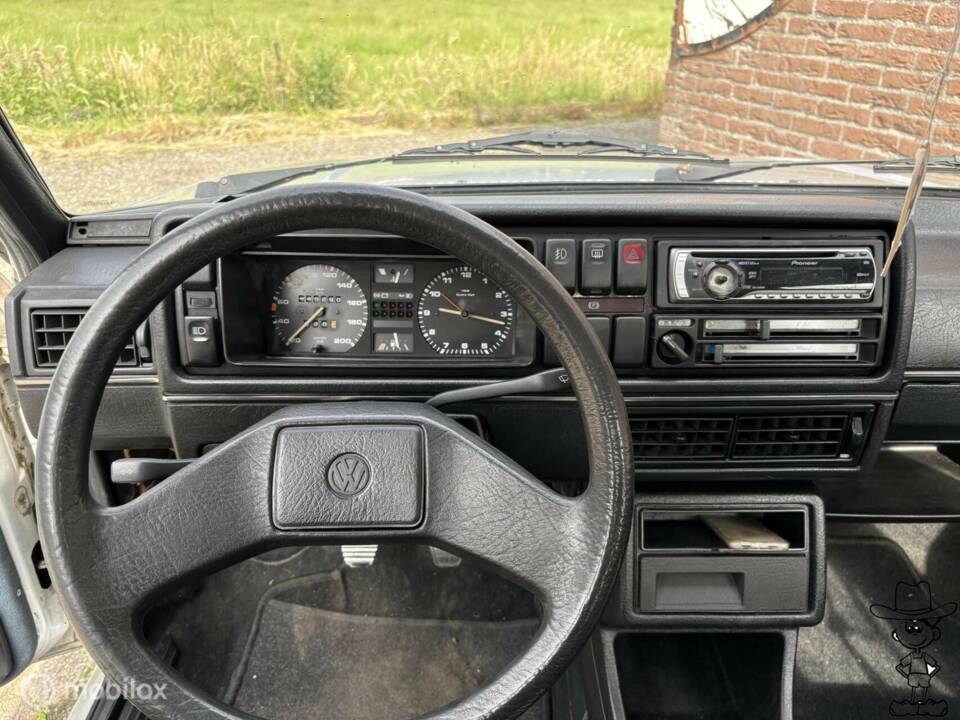 Bild 22/31 von Volkswagen Jetta 2,0 (1984)
