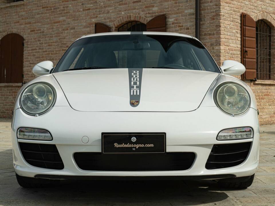 Image 3/50 of Porsche 911 Carrera (2009)
