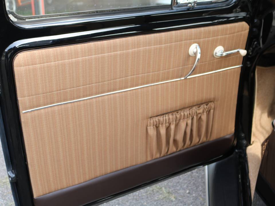 Image 34/50 of Volkswagen Käfer 1200 Standard &quot;Ovali&quot; (1954)