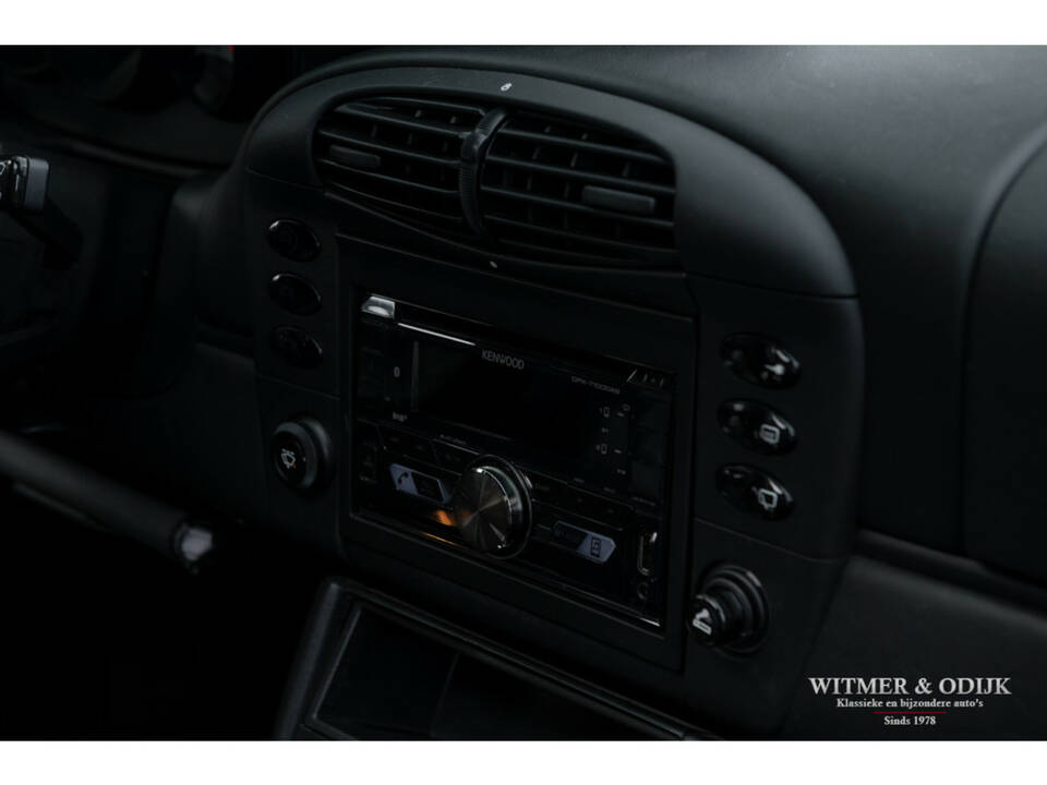 Image 18/28 of Porsche 911 Carrera (2000)