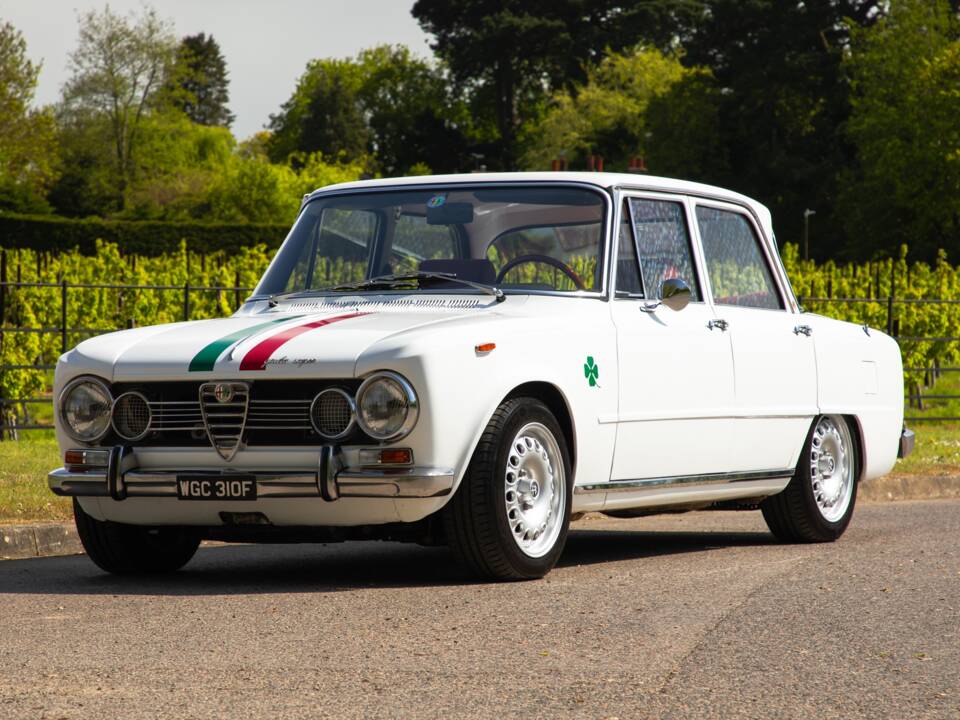 Image 1/50 de Alfa Romeo Giulia Nuova Super 1600 (1968)