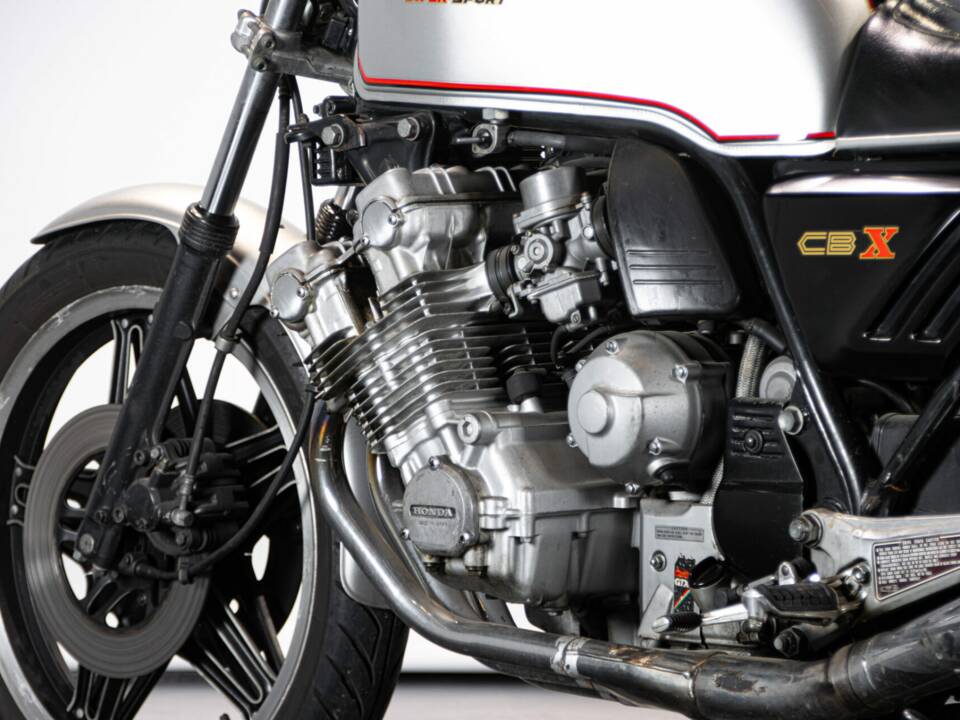 Image 14/50 of Honda DUMMY (1980)