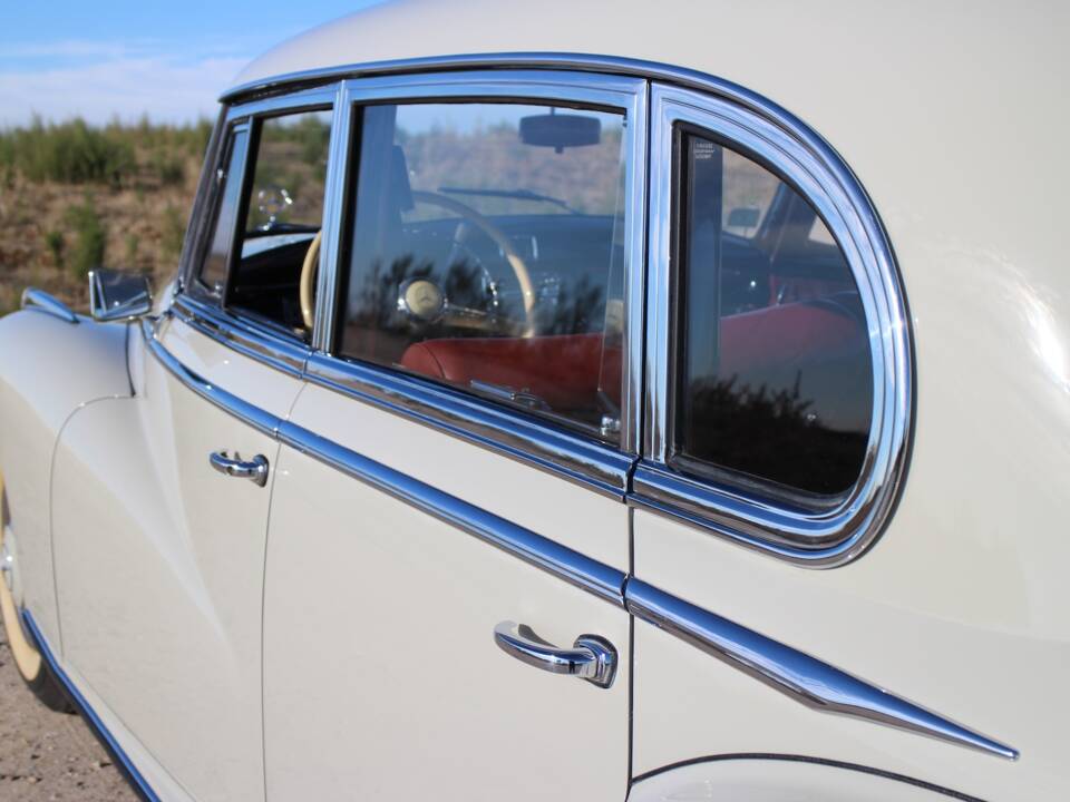 Imagen 5/19 de Mercedes-Benz 300 c (1956)