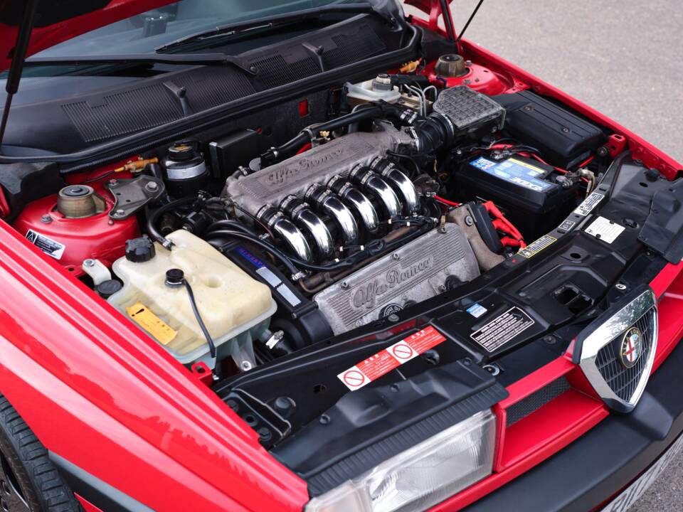 Image 5/50 of Alfa Romeo 155 2.5 TD (1998)