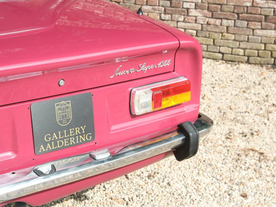 Bild 45/50 von Alfa Romeo Giulia Nuova Super 1300 (1975)