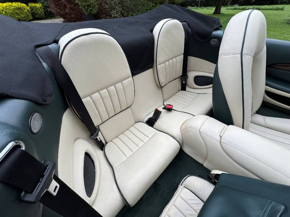 Image 44/44 of Aston Martin DB 7 Volante (1998)